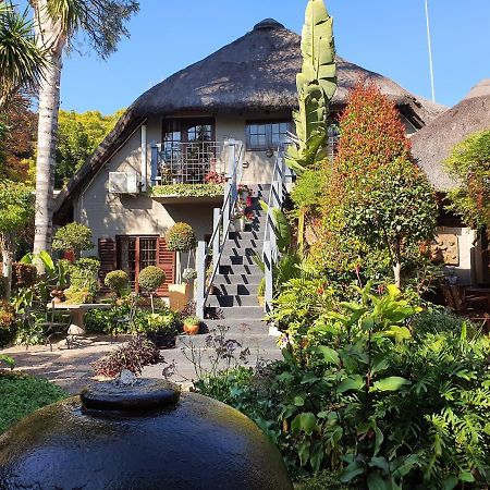 Waterhouse Guest Lodge in Waterkloof Pretoria-Noord Buitenkant foto