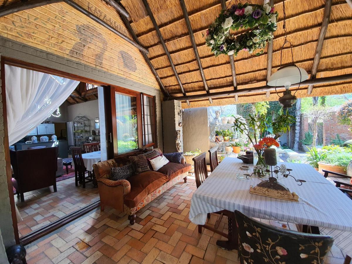 Waterhouse Guest Lodge in Waterkloof Pretoria-Noord Buitenkant foto