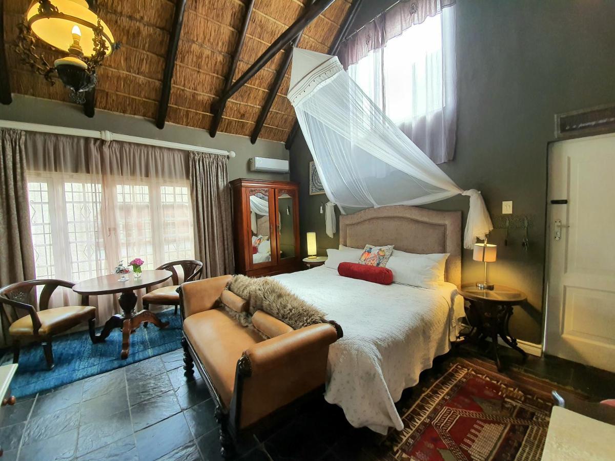 Waterhouse Guest Lodge in Waterkloof Pretoria-Noord Buitenkant foto